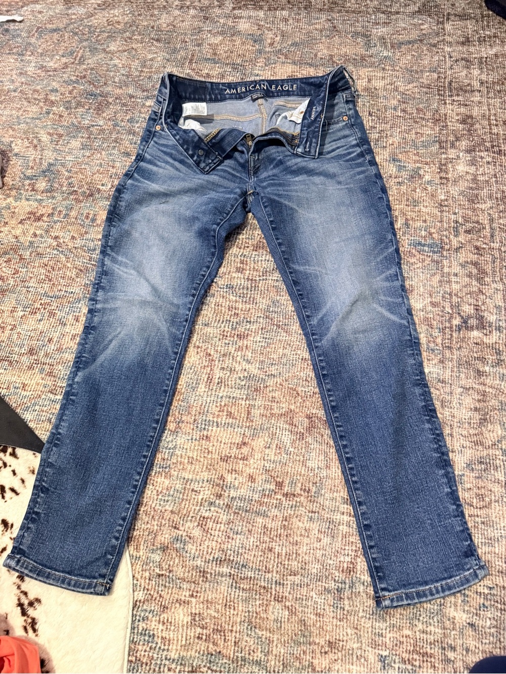 American Eagle Outfitters Men’s Distressed Dark Blue Slim Straight Jeans